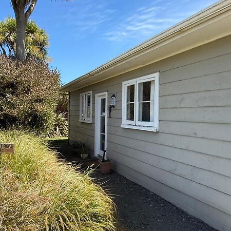 Watson'S Cottage Masterton Luaran gambar