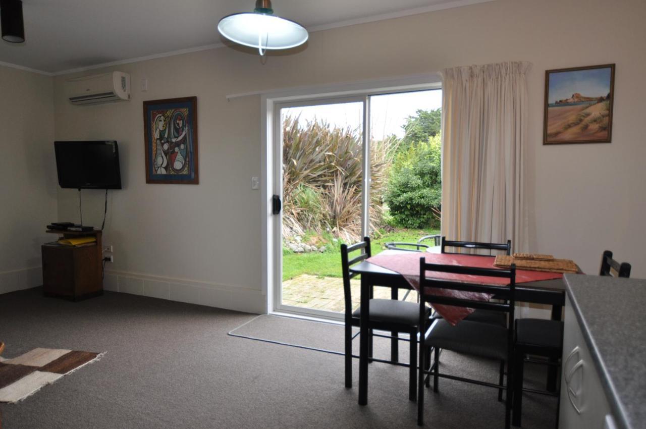 Watson'S Cottage Masterton Luaran gambar