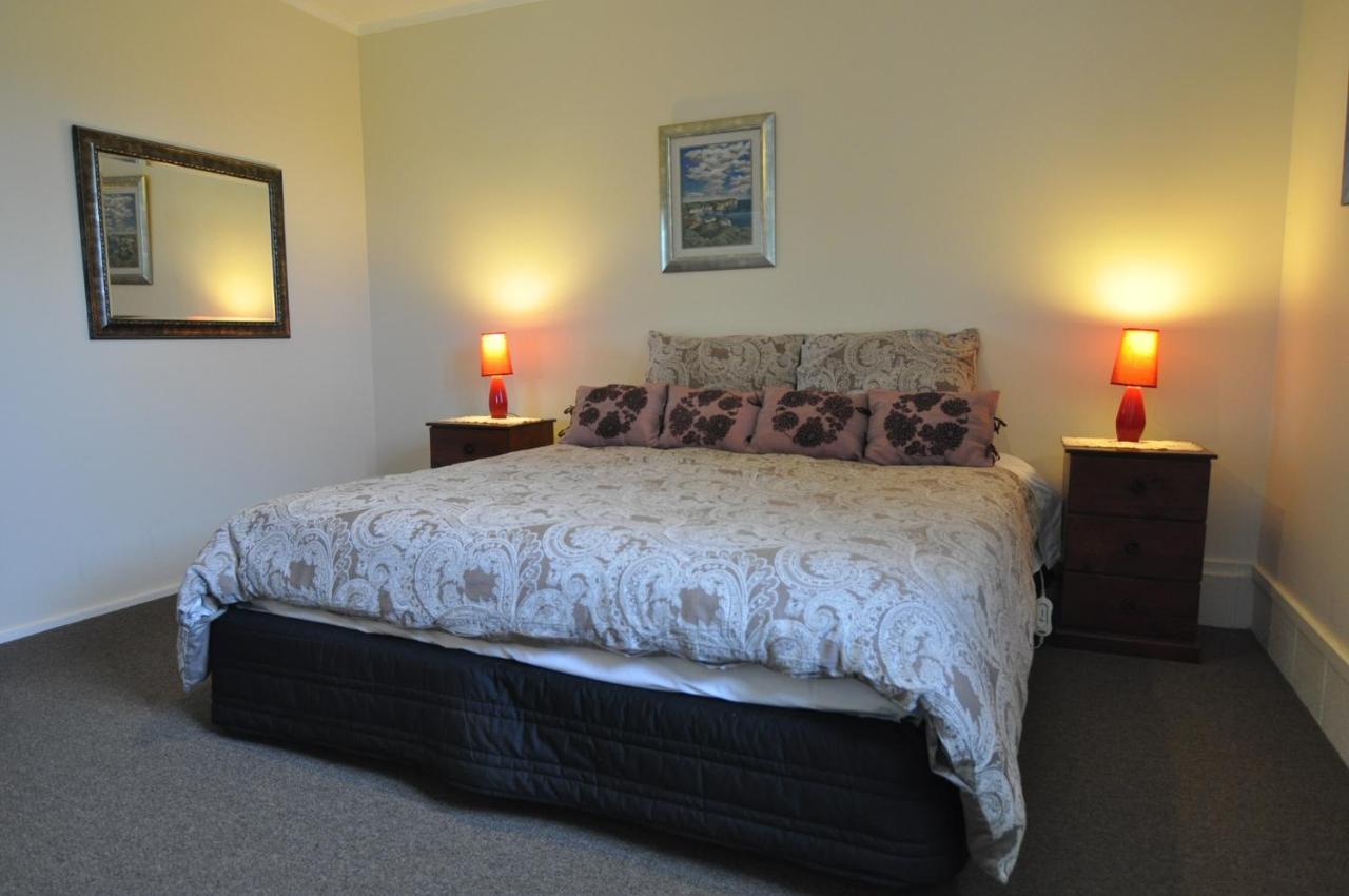 Watson'S Cottage Masterton Luaran gambar