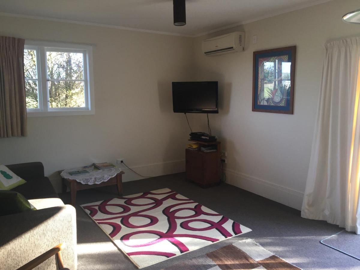 Watson'S Cottage Masterton Luaran gambar